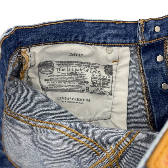 Levis Premium 501 Denim Cut Off Button Fly Medium Blue Jean Shorts Womens 30 - Picture 6 of 14